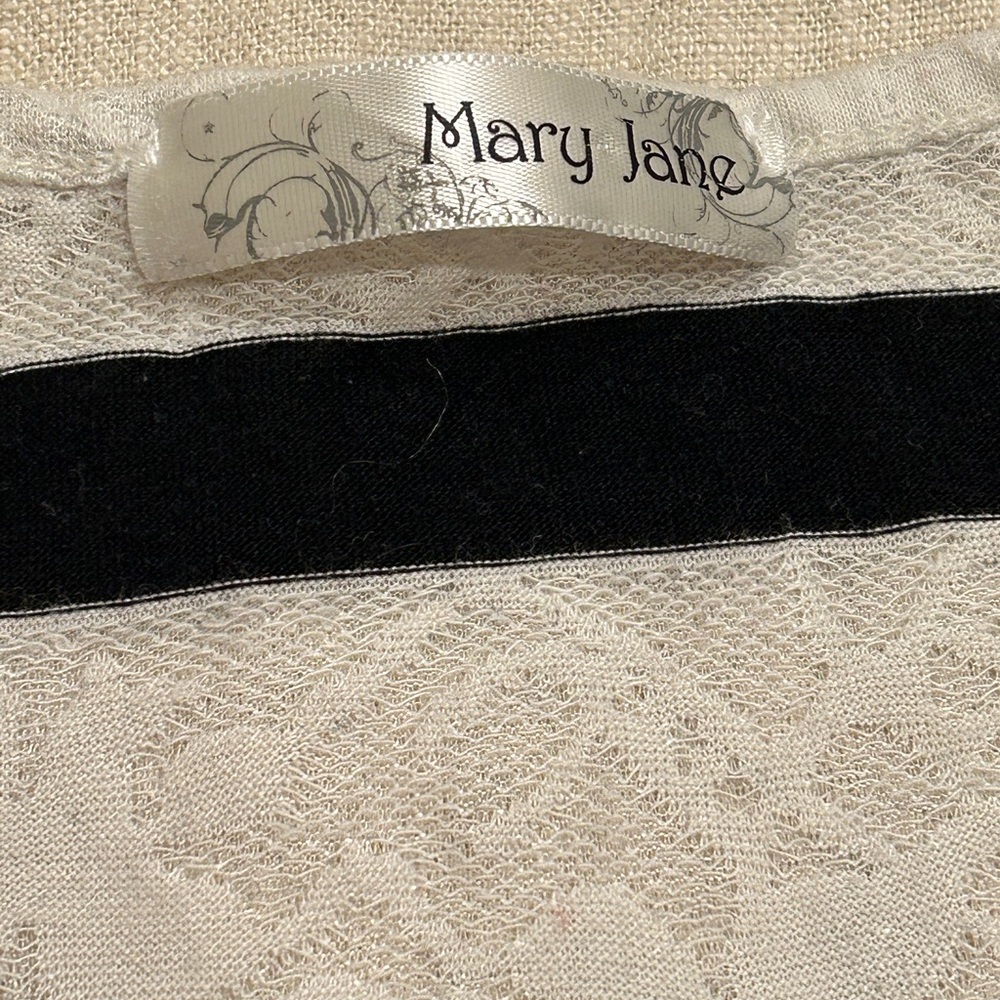 Mary Jane Black and White Lace Tank Top - Picture 3 of 5